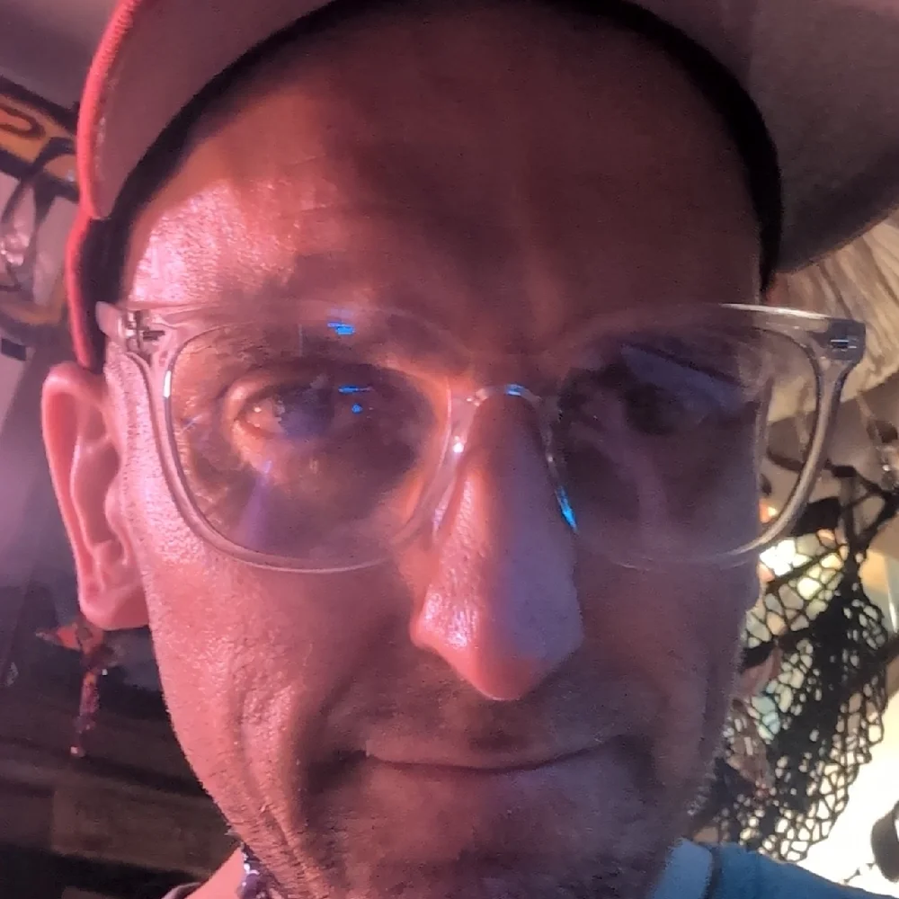 Transparent Frame Smart Glasses